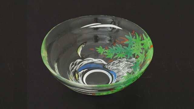 Matcha tea bowl, heat-resistant Blue maple and sweetfish glass flat bowl